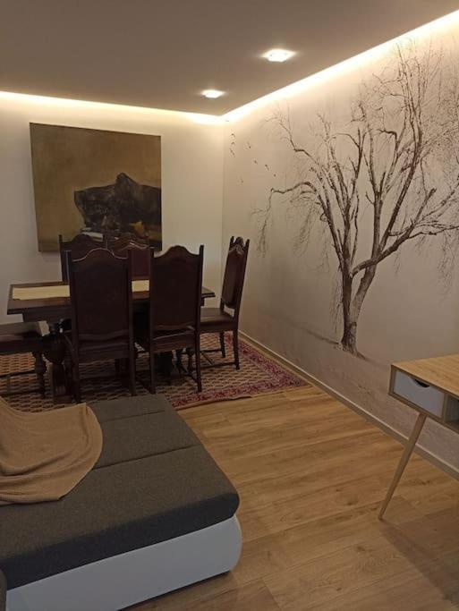 Tres Bel Appartement Rez De Jardin Appart De 53M2. Pfastatt Ngoại thất bức ảnh